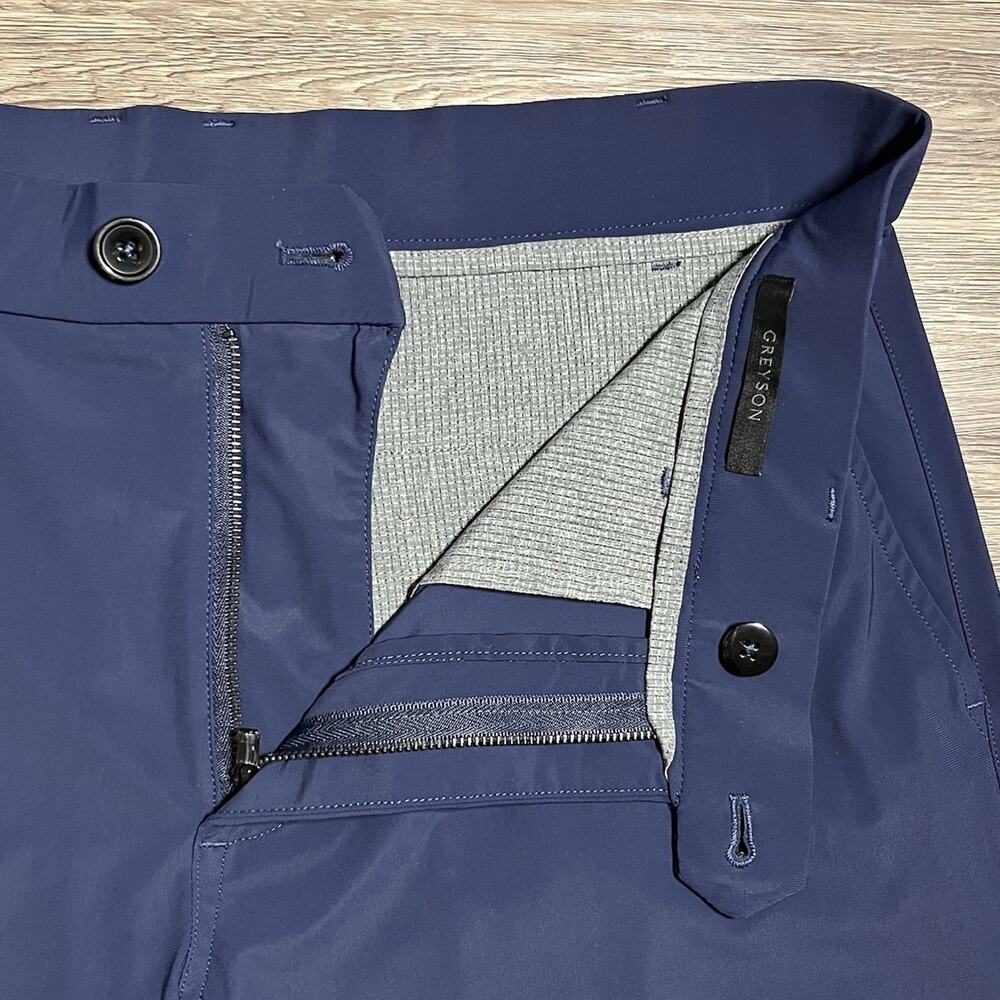 Greyson Montauk Performance Shorts Men's 34 Maltese Blue 8" Stretch Golf EUC - Picture 4 of 10